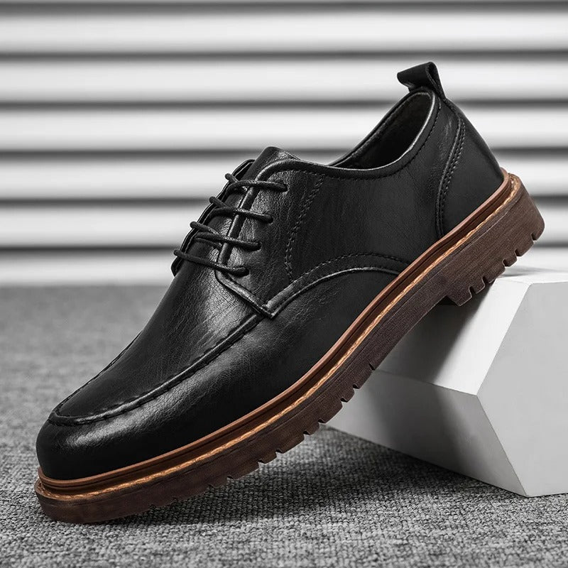 Wade™ | Vintage Moc-Toe Lace-Up Shoes